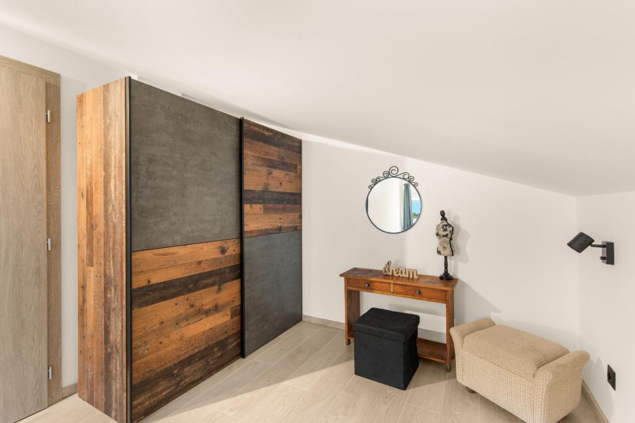 Apartman Dobrec Poreč Exterior foto