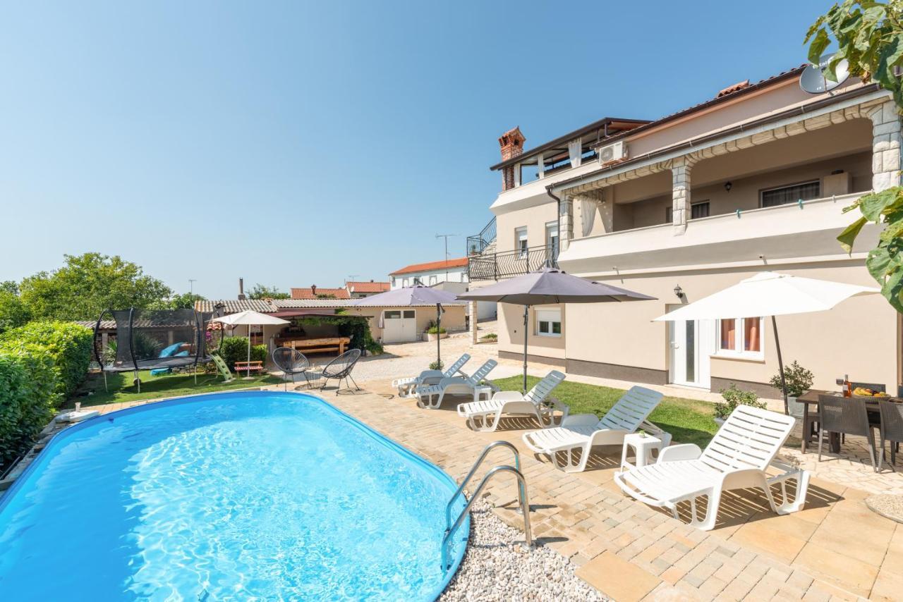Apartman Dobrec Poreč Exterior foto