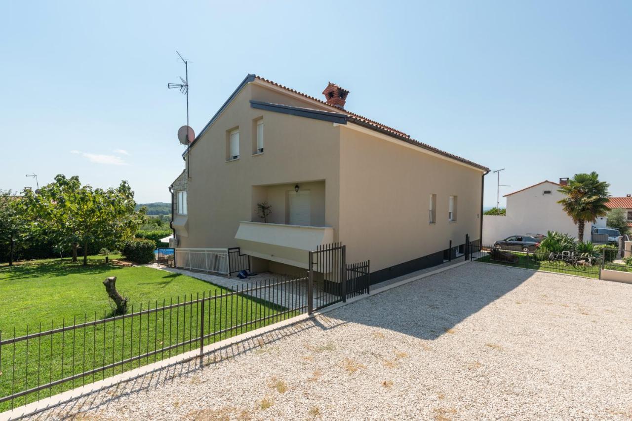 Apartman Dobrec Poreč Exterior foto